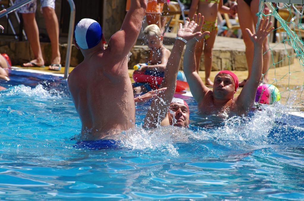 סינמורץ Bella Vista Beach Club מראה חיצוני תמונה